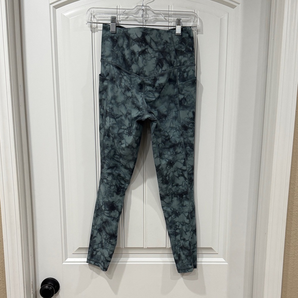 EUC Athleta Gray Tie-Dye 7/8 Salutation Tight - Picture 4 of 5
